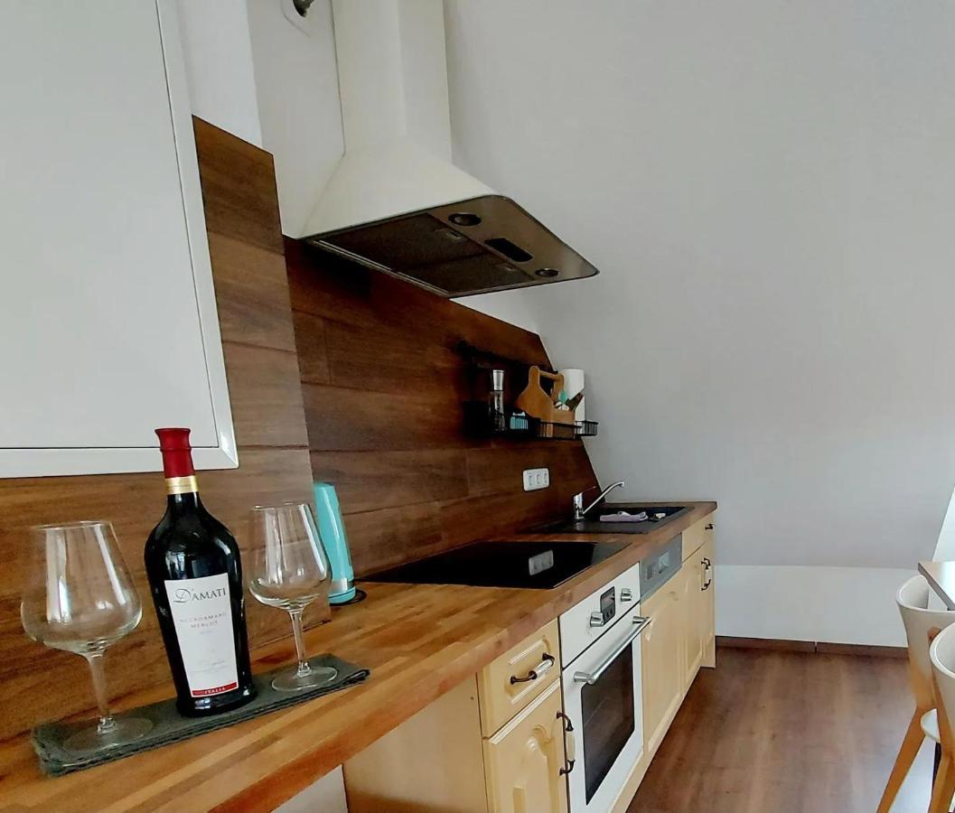 Hochwertige Ferienwohnung Direkt Am Wasser Mit Balkon Greifswald Kültér fotó